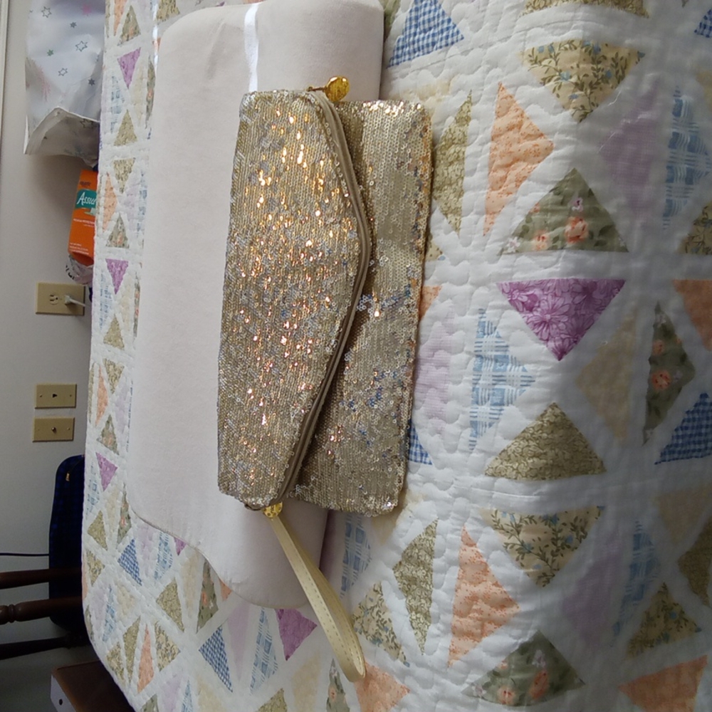 Nicole Sequined Gold Clutch